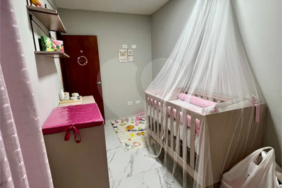 Casa à venda com 2 quartos no condomínio Benfica, São Paulo - SP