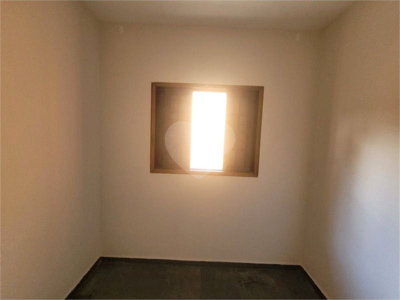 Casa à venda com 3 quartos, sendo 1 suíte, em Vila Vitório Mazzei, São Paulo, SP