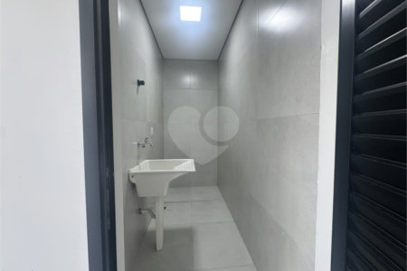 Casa à venda com 3 quartos, sendo 1 suíte, no condomínio Residencial Villagio Wanel, Sorocaba - SP