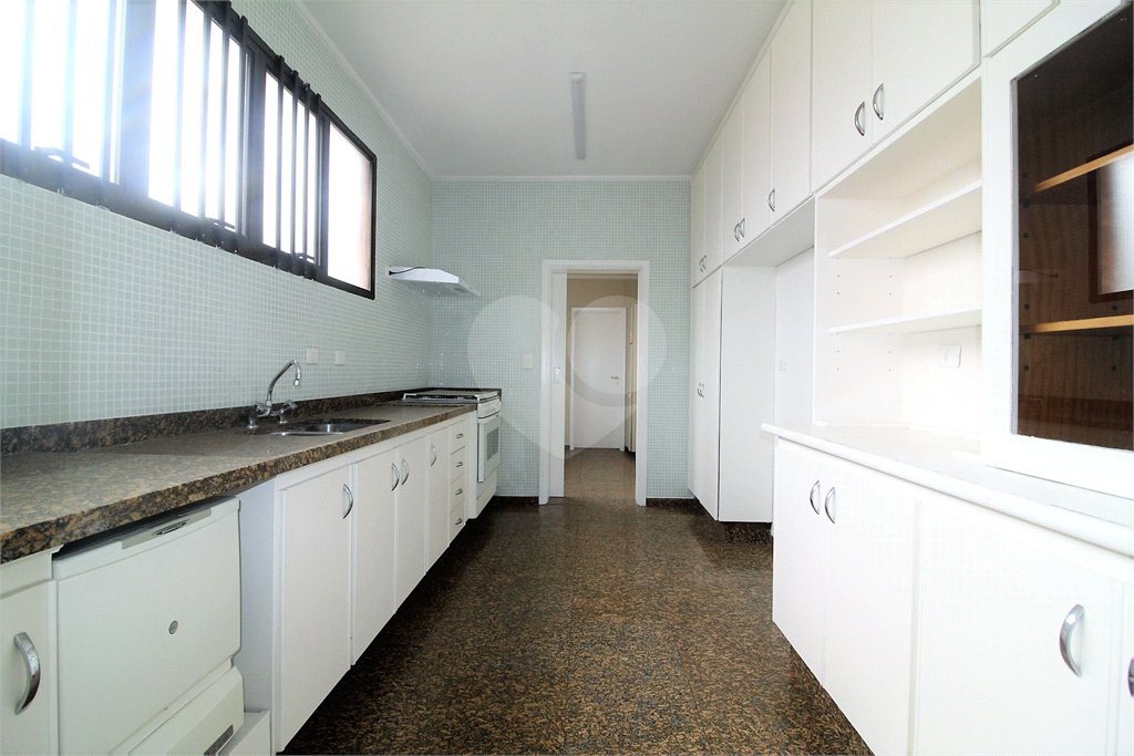 Apartamento à venda com 4 quartos, sendo 3 suítes, em Santo Amaro, São Paulo, SP