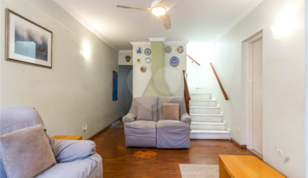 Sobrado à venda com 3 quartos, sendo 1 suíte,  em Chácara Santo Antônio, São Paulo, SP