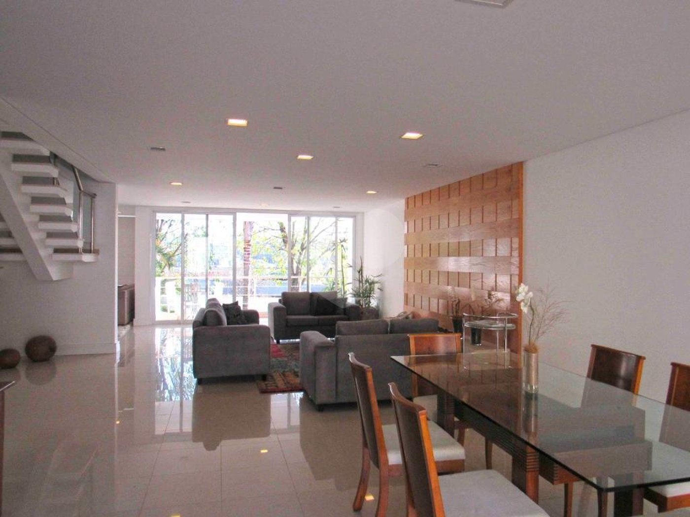Casa à venda com 4 suítes no condomínio Residencial Giardino Pirandello, São Paulo - SP