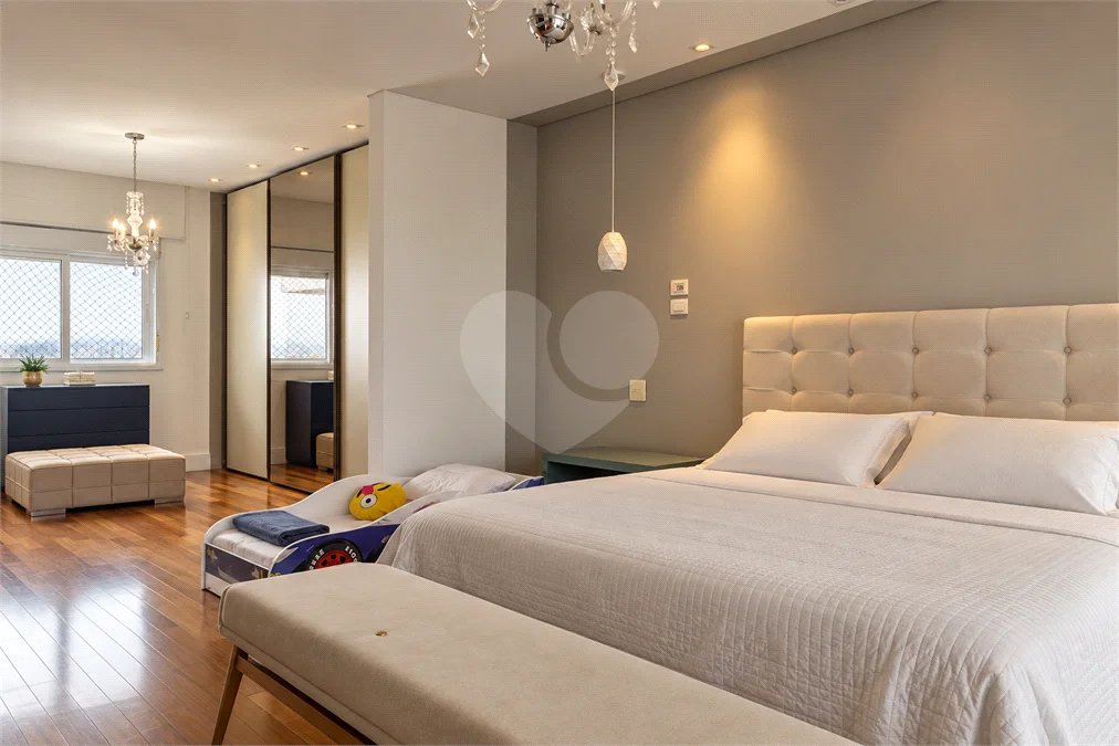 Cobertura à venda com 4 quartos, sendo 3 suítes,  no Centro, São Bernardo do Campo, SP