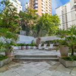 Apartamento à venda com 3 quartos, sendo 1 suíte, em Moema, São Paulo, SP