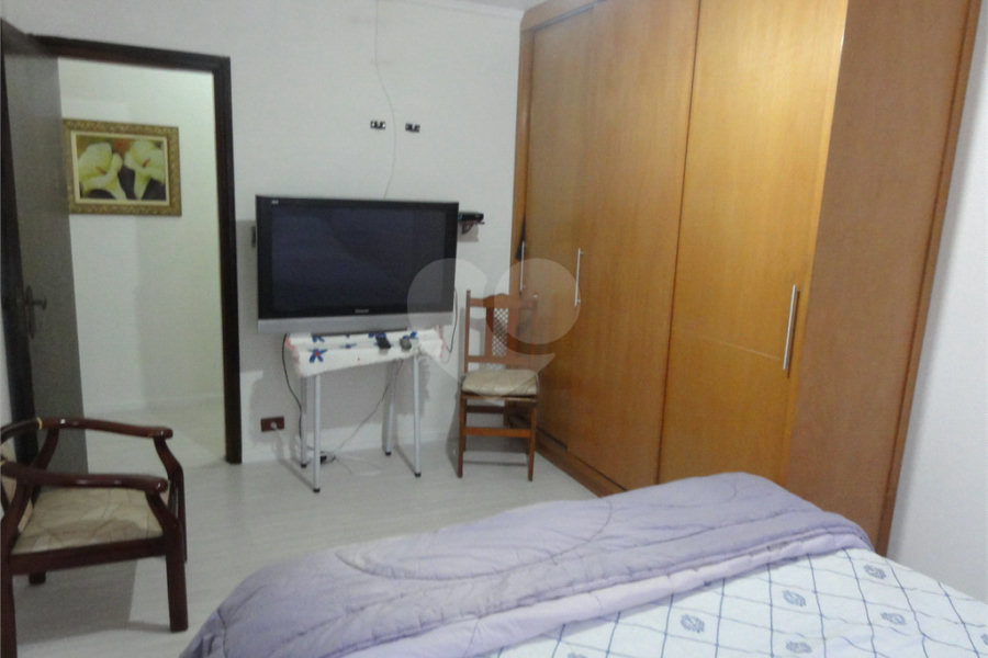 Sobrado à venda com 3 quartos, sendo 1 suíte, em Horto, São Paulo, SP