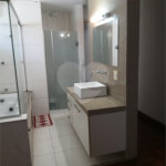 Sobrado à venda com 3 quartos, sendo 1 suíte, em Vila Paulista, São Paulo, SP