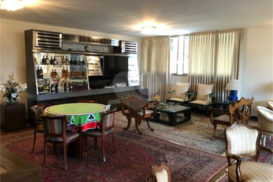 Apartamento à venda com 4 quartos, sendo 2 suítes, em Bela Vista, São Paulo, SP