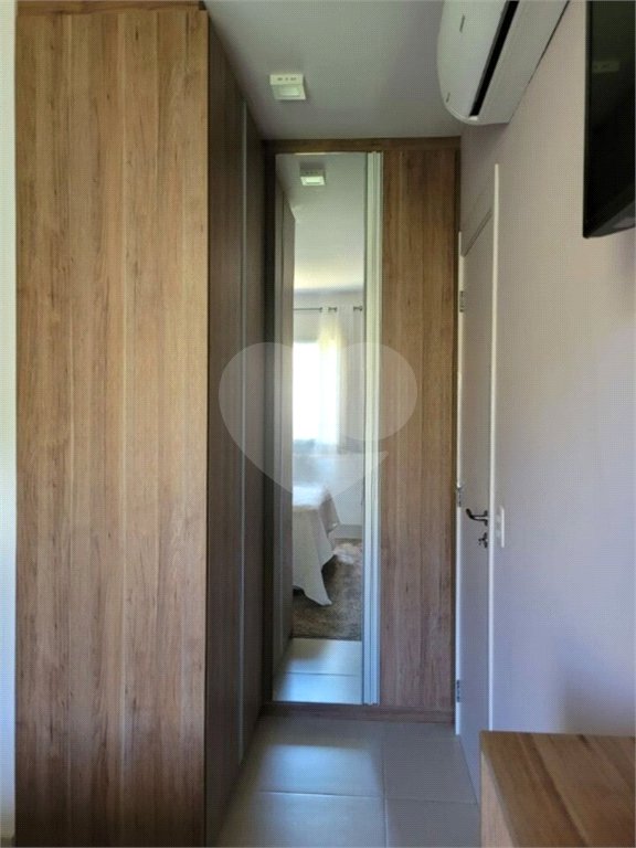 Casa à venda com 3 quartos, sendo 1 suíte, no condomínio Terrara, São Paulo - SP