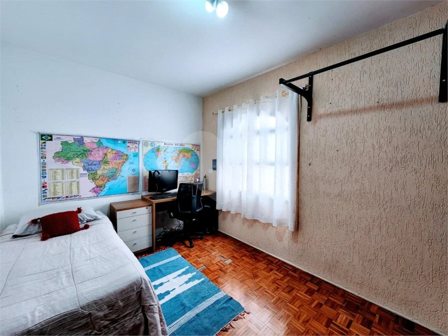 Sobrado à venda com 3 quartos, sendo 1 suíte, em Horto, São Paulo, SP