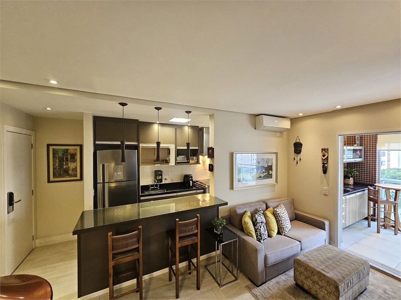 Apartamento para alugar com 2 quartos, sendo 1 suíte, em Jardim das Acácias, São Paulo, SP