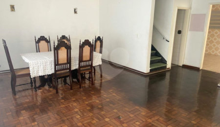 Sobrado à venda com 3 quartos, sendo 1 suíte,  em Parada Inglesa, São Paulo, SP
