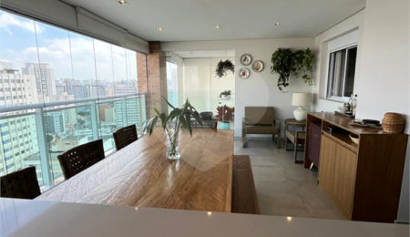 Apartamento à venda com 3 quartos, sendo 2 suítes,  em Mooca, São Paulo, SP