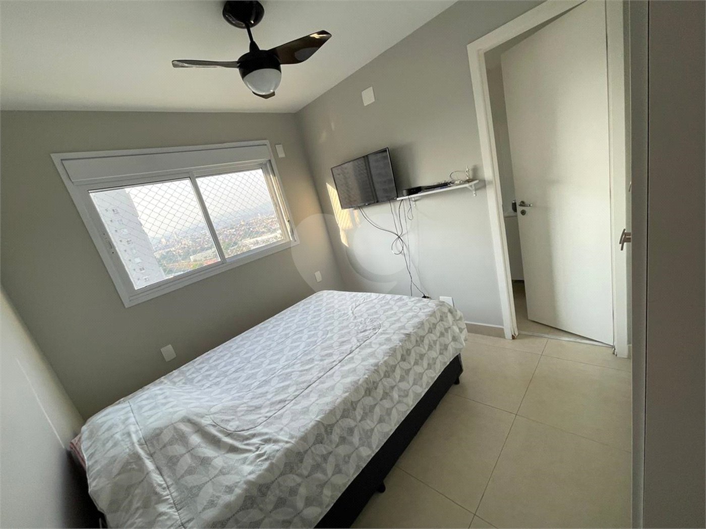 Apartamento à venda com 2 quartos, sendo 1 suíte, em Vila Anastácio, São Paulo, SP