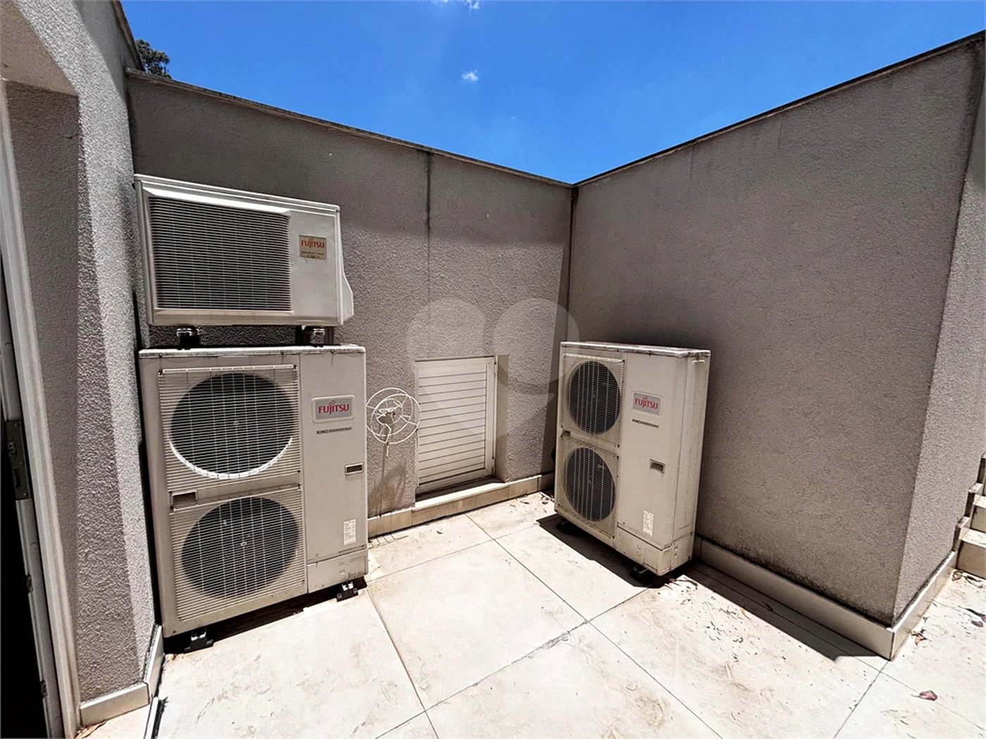 Casa à venda com 4 quartos, sendo 3 suítes, no condomínio Reserva Nova Cantareira, São Paulo - SP
