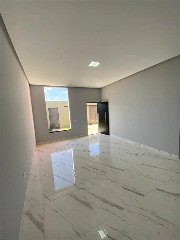 Casa à venda com 3 quartos, sendo 1 suíte,  em Eixo Cidade Nova, Balsas, MA