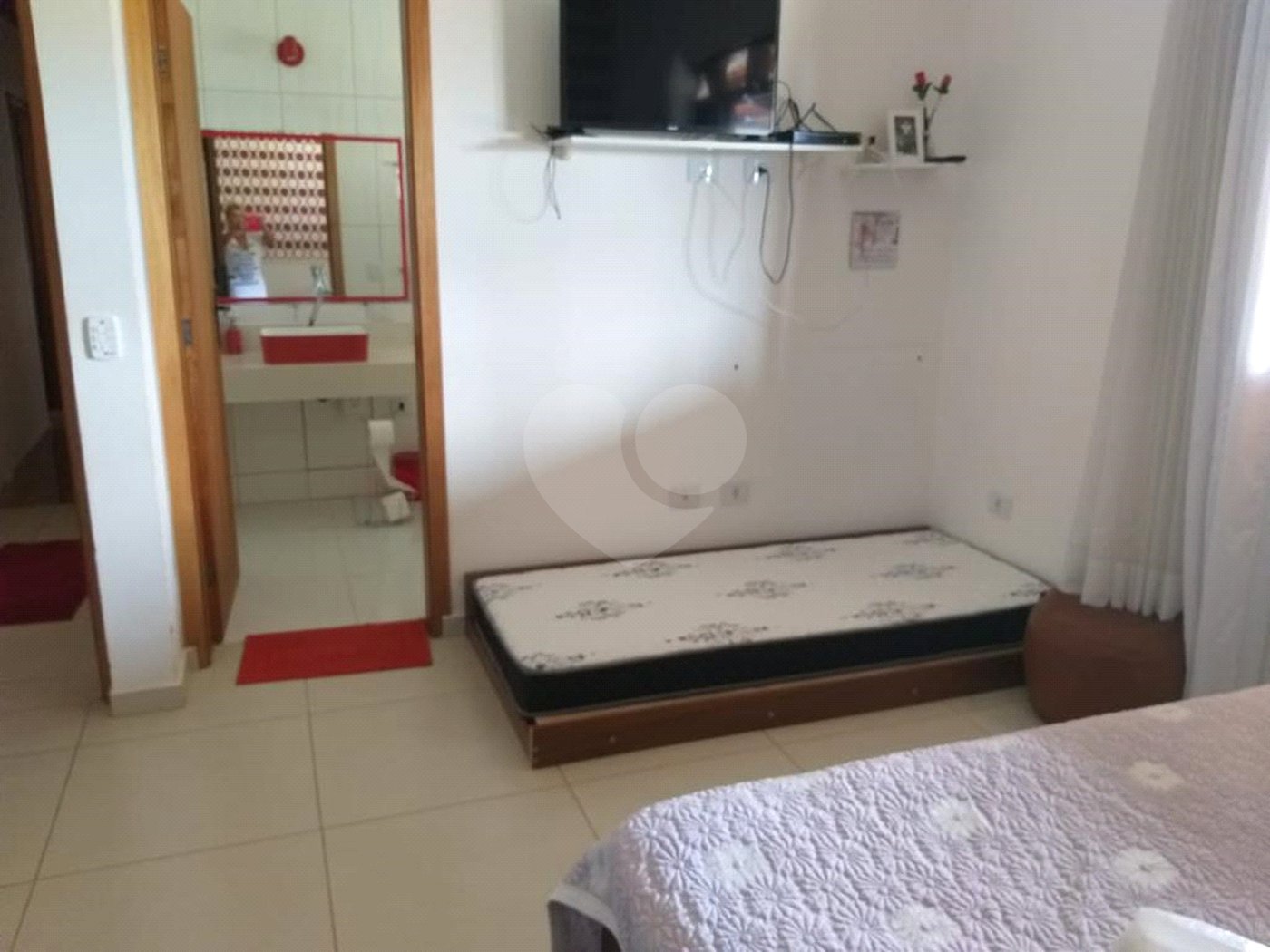 Chácara à venda com 3 suítes em Ribeirão dos Porcos, Atibaia, SP