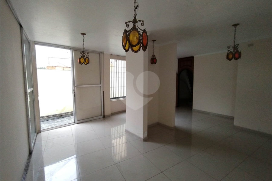 Sobrado à venda com 5 quartos, sendo 1 suíte, em Mandaqui, São Paulo, SP