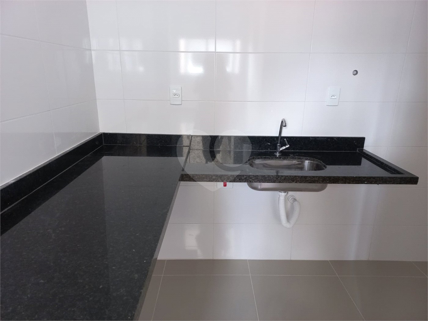 Casa à venda com 2 quartos no condomínio Residencial Sebastião de Freitas, São Paulo - SP