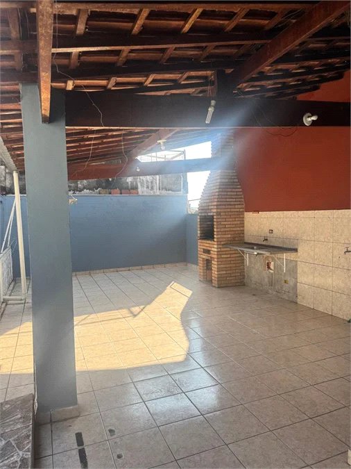 Sobrado à venda com 5 quartos em Bela Vista, Osasco, SP