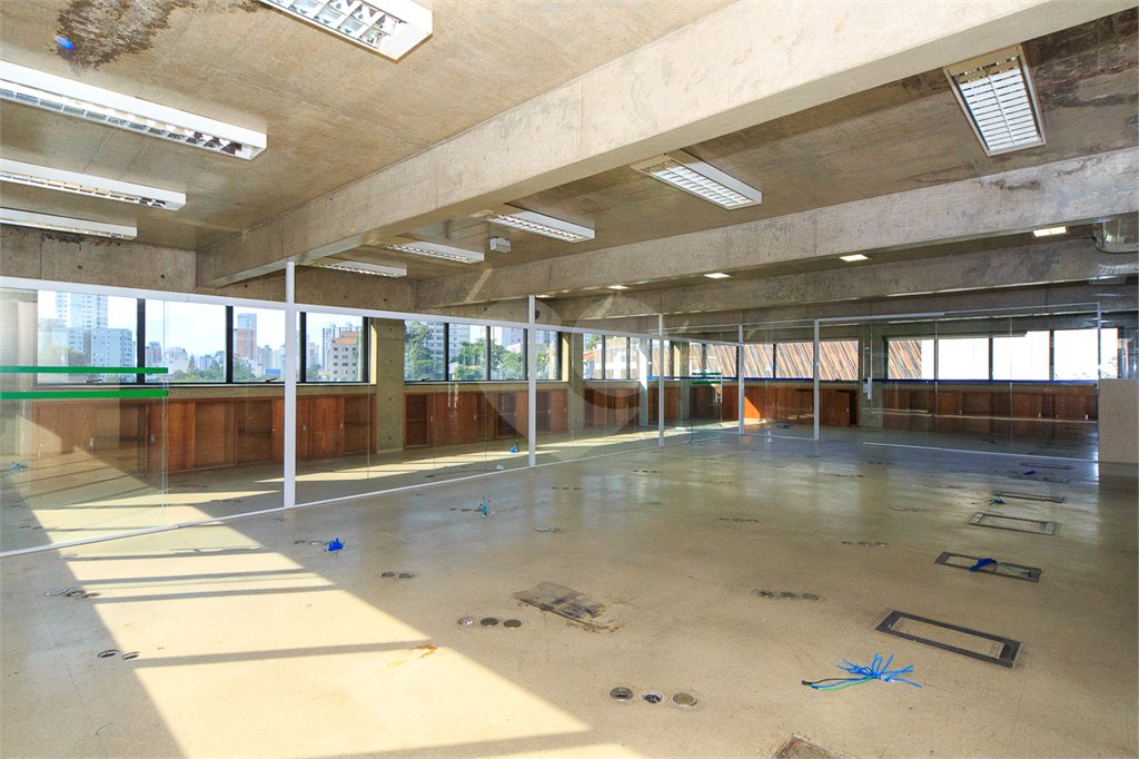 Prédio à venda em Perdizes, São Paulo, SP