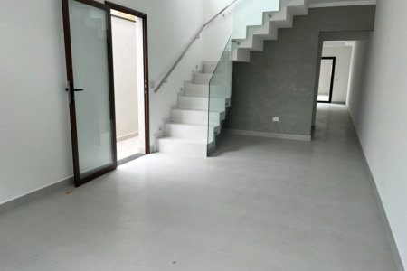 Sobrado à venda com 2 quartos, sendo 1 suíte,  em Arujamérica, Arujá, SP