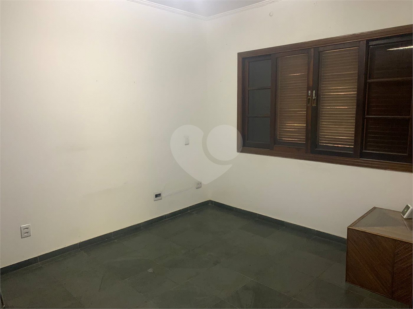 Casa à venda com 4 quartos, sendo 3 suítes, em Jardim Alvorada (zona Oeste), São Paulo, SP