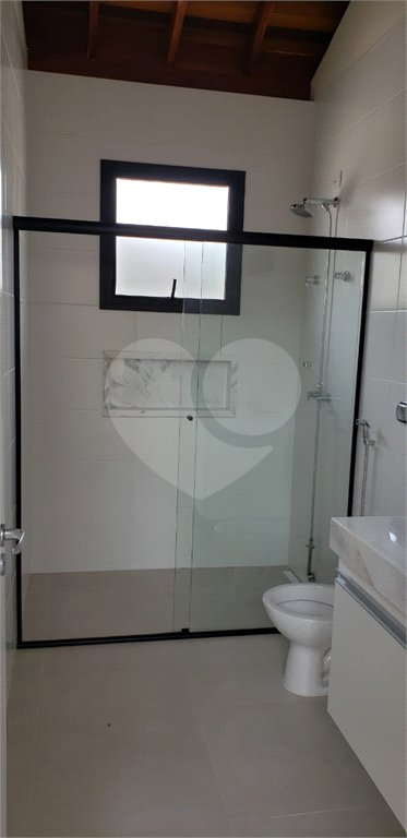 Casa para alugar com 3 quartos, sendo 1 suíte,  em Jardim dos Pinheiros, Atibaia, SP