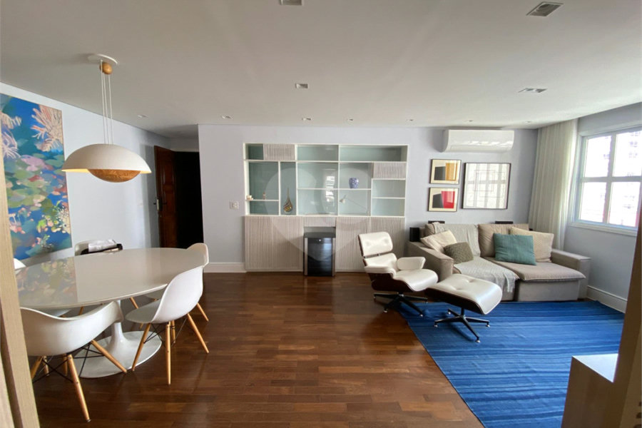 Apartamento reformado de 96m² no coração do Jardins!
