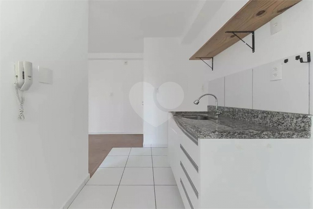 Apartamento com 41m² à venda na Saúde, 1 dormitório, 1 banheiro, 1 vaga, sacada, lazer