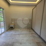 Casa à venda com 4 suítes no condomínio Residencial Jardim Primavera, Louveira - SP