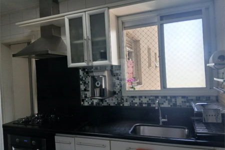 Apartamento à venda com 3 quartos, sendo 1 suíte, em Tatuapé, São Paulo, SP