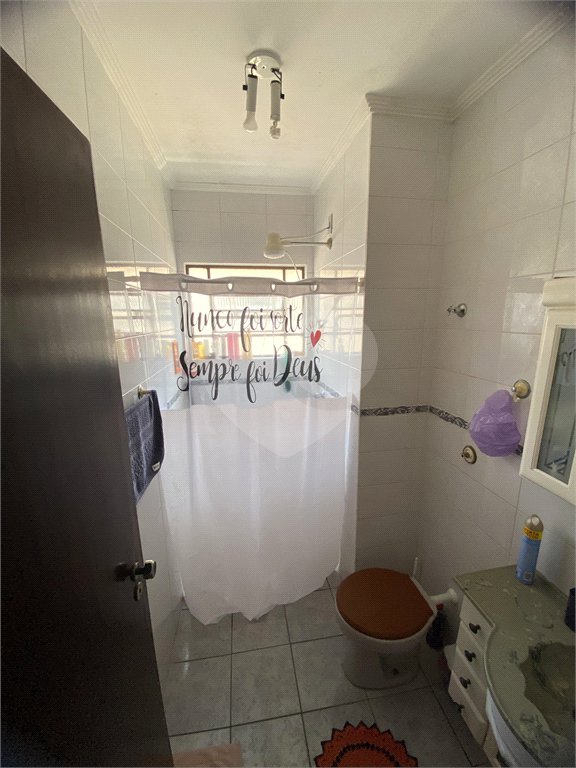 Sobrado à venda com 4 quartos, sendo 1 suíte, em Vila Macedópolis, São Paulo, SP