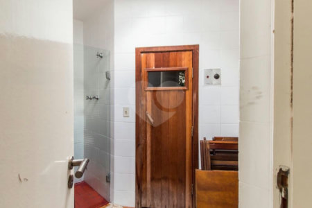 Casa à venda com 4 quartos, sendo 2 suítes, em Brooklin, São Paulo, SP