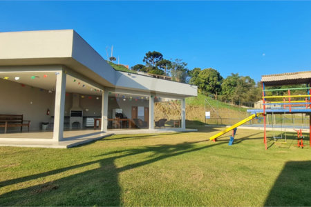 Terreno à venda no condomínio Associação dos Moradores do Loteamento Alto da Floresta, Bom Jesus dos Perdões - SP