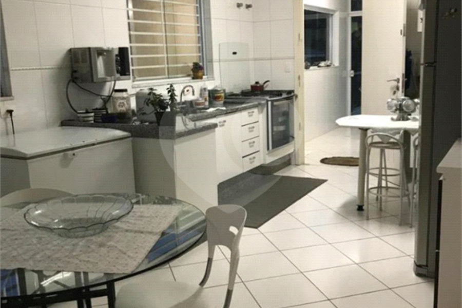 Sobrado à venda com 3 suítes em Freguesia do Ó, São Paulo, SP