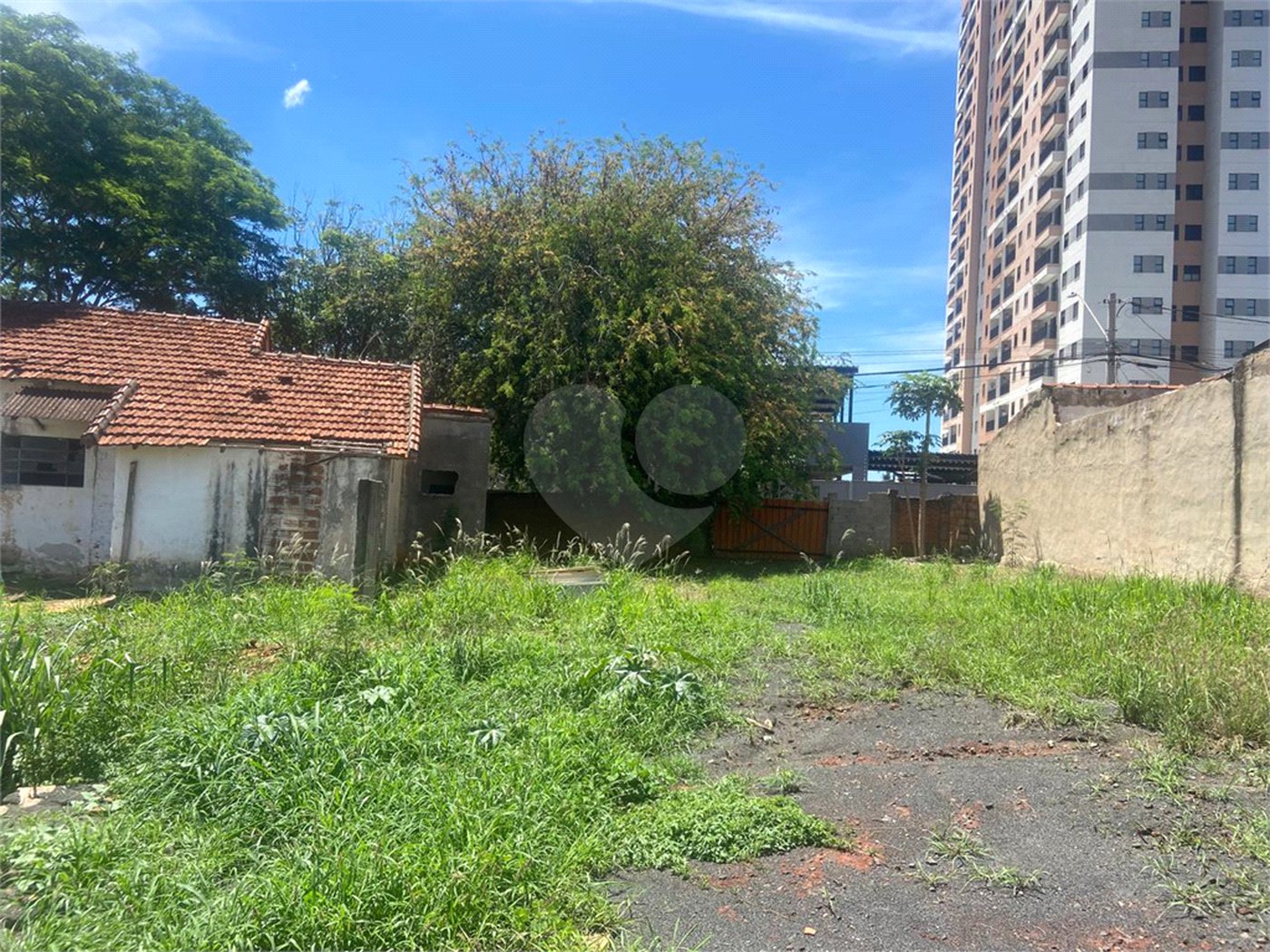 Terreno à venda no Centro, Araraquara, SP
