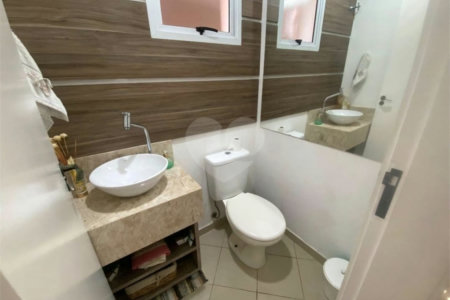 Casa à venda com 4 quartos, sendo 1 suíte, em Vila São Silvestre, São Paulo, SP