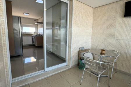 Apartamento para alugar com 4 quartos, sendo 3 suítes,  em Vila Gomes Cardim, São Paulo, SP