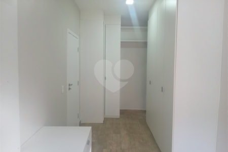 Casa à venda com 4 suítes no condomínio Lago da Boa Vista, Sorocaba - SP