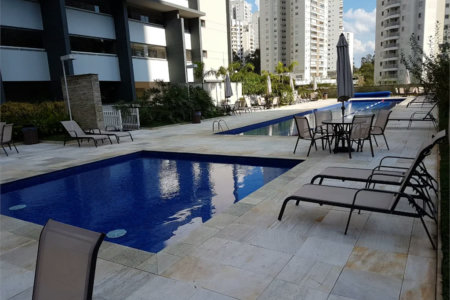 Apartamento à venda com 3 suítes em Jardim Londrina, São Paulo, SP