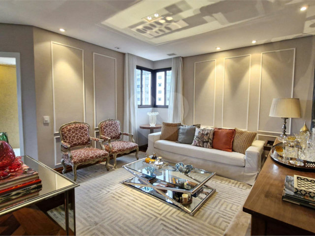 Apartamento à venda com 4 suítes em Moema, São Paulo, SP
