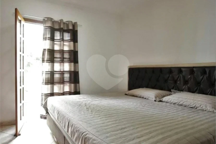Sobrado à venda com 3 quartos, sendo 1 suíte, em Morumbi, São Paulo, SP