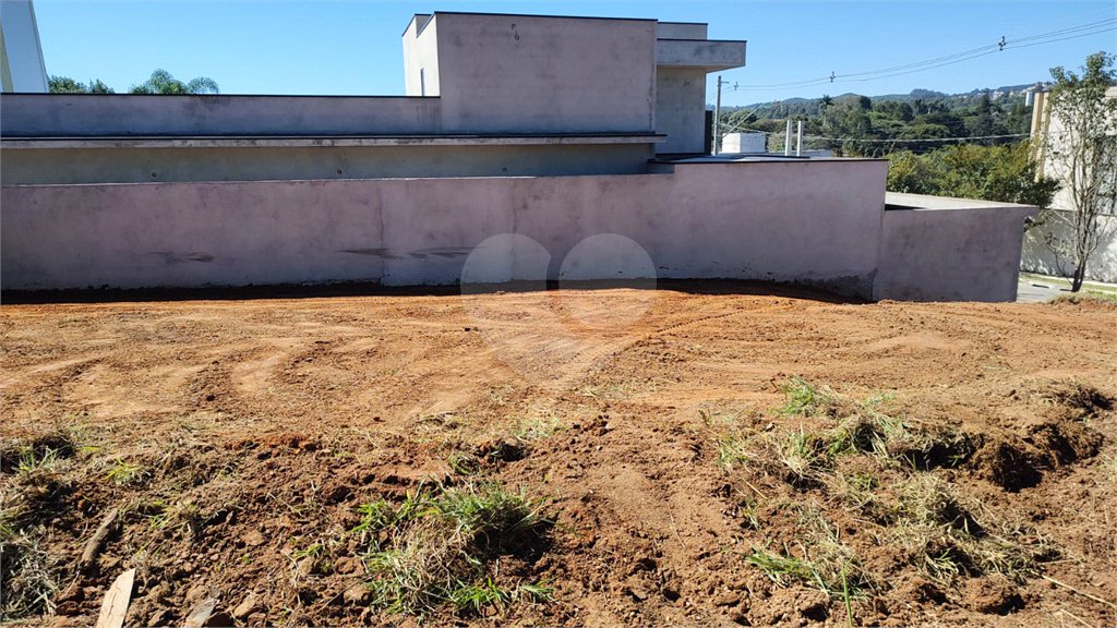 Terreno à venda com 1 suíte no condomínio Jatobás, Vinhedo - SP