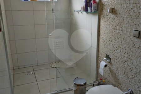 Chácara à venda com 3 quartos, sendo 2 suítes,  em Parque Varanguera, São Roque, SP