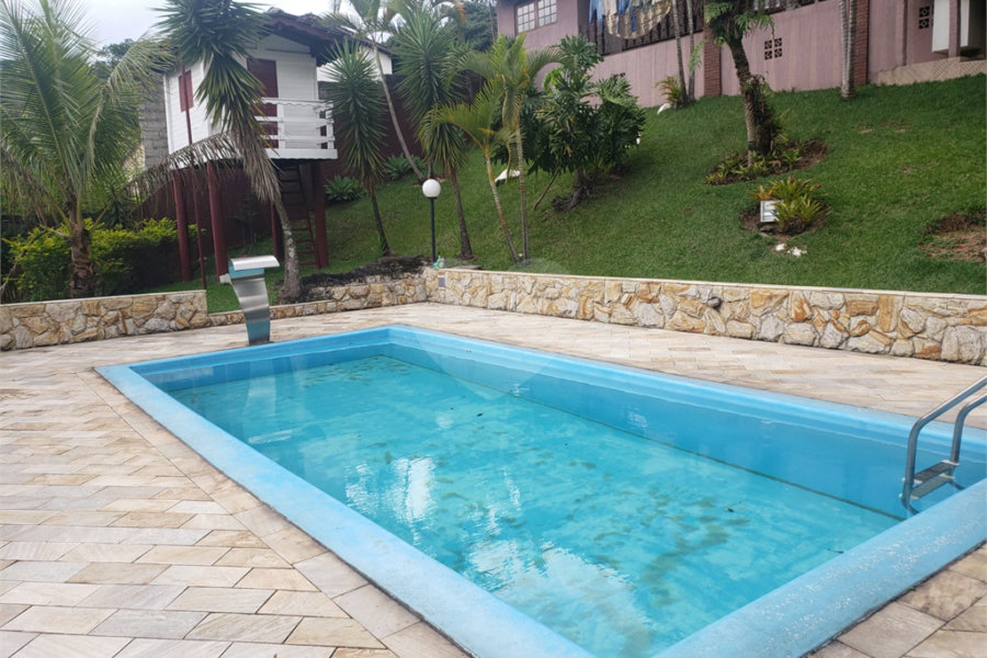 Casa à venda com 3 suítes no condomínio Alpes da Cantareira, Mairiporã - SP