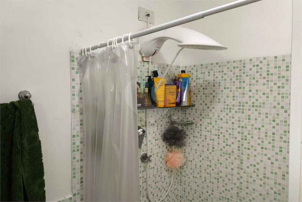 Sobrado à venda com 4 quartos, sendo 1 suíte,  em Vila Cruzeiro, São Paulo, SP