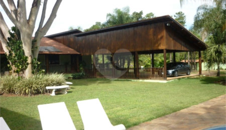 Chácara à venda ou para alugar com 4 quartos, sendo 1 suíte,  em Chácara Velosa, Araraquara, SP