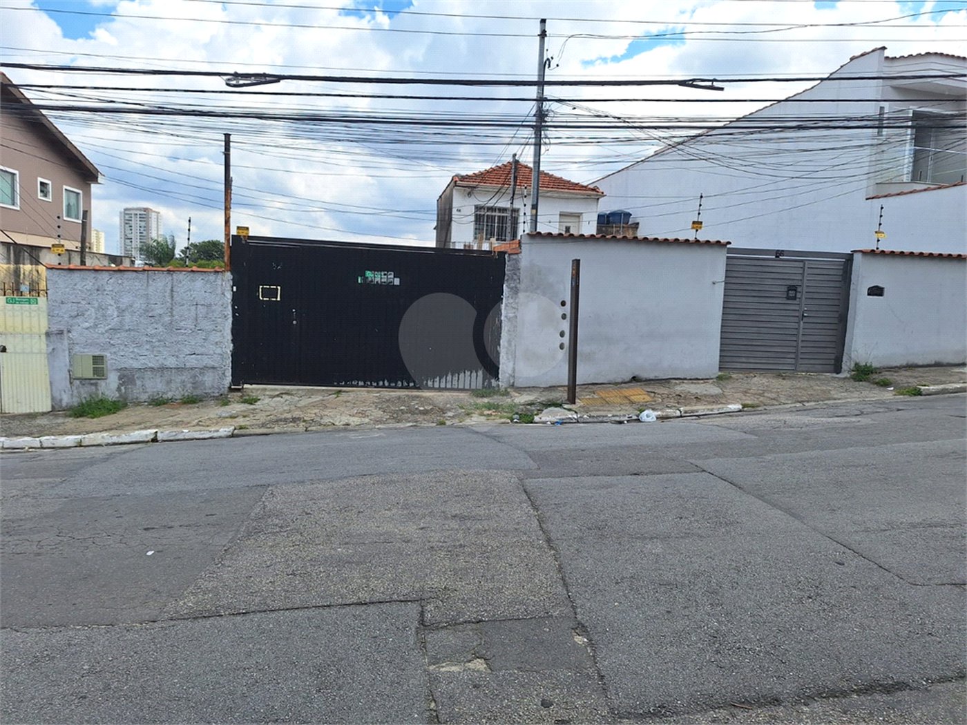 Terreno à venda com 1 quarto, sendo 2 suítes, em Vila Maria, São Paulo, SP
