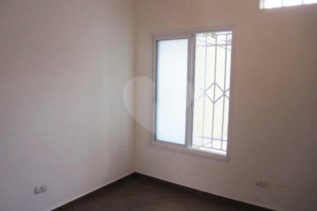 Casa à venda com 4 quartos, sendo 2 suítes, em Moema, São Paulo, SP