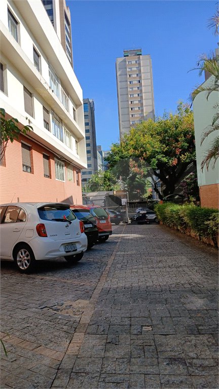 Apartamento à venda com 2 quartos em Vila Mariana, São Paulo, SP